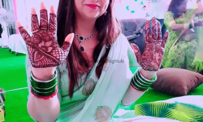 Kapil Mehandi Art IN Tripura